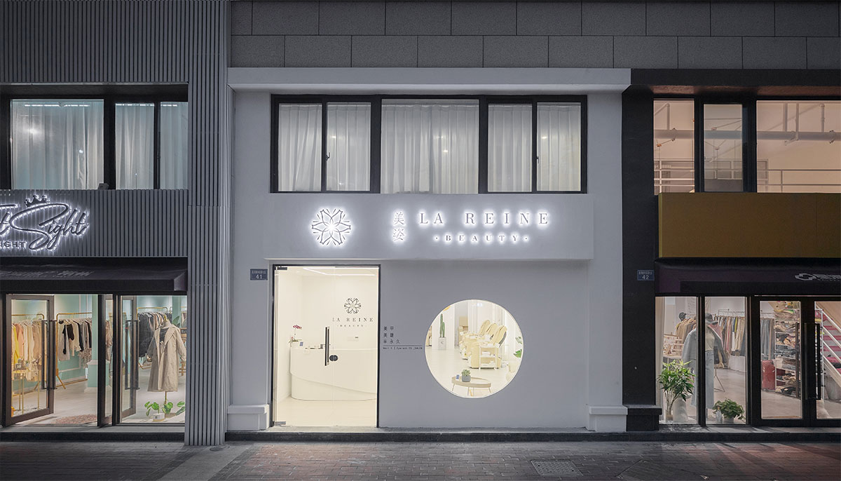 LA REINE美资门店外观-常州装饰公司