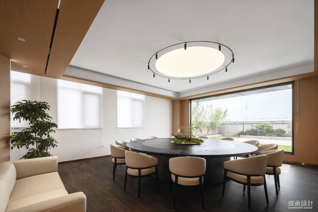 3381757989956225.jpg 29.jpg